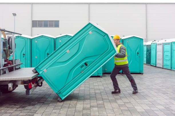 Best Portable bathroom rental  in Madison, FL